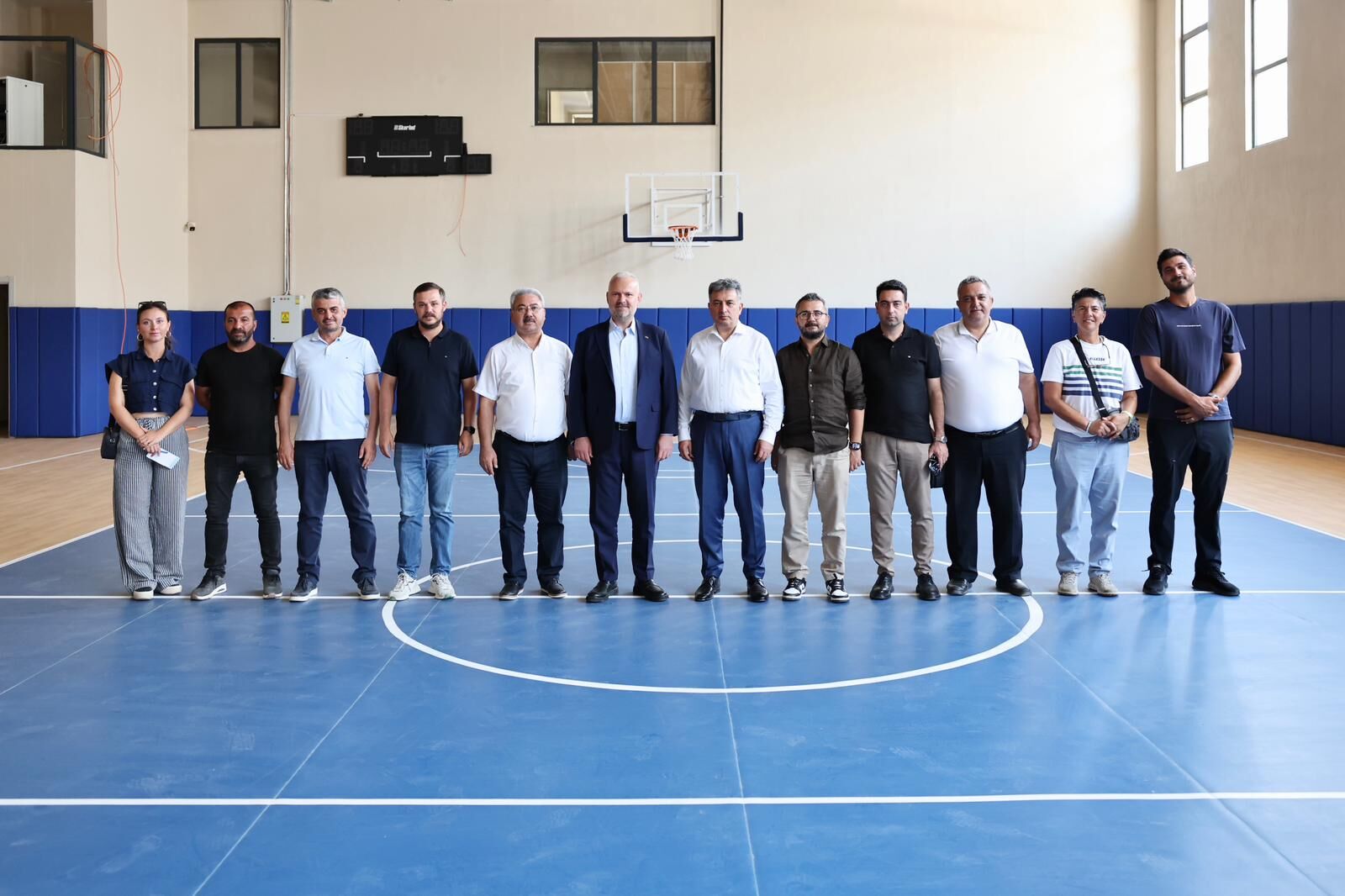 Menemen'de Ulukent Gençlik Merkezi Açılış Için Gün Sayıyor (1)