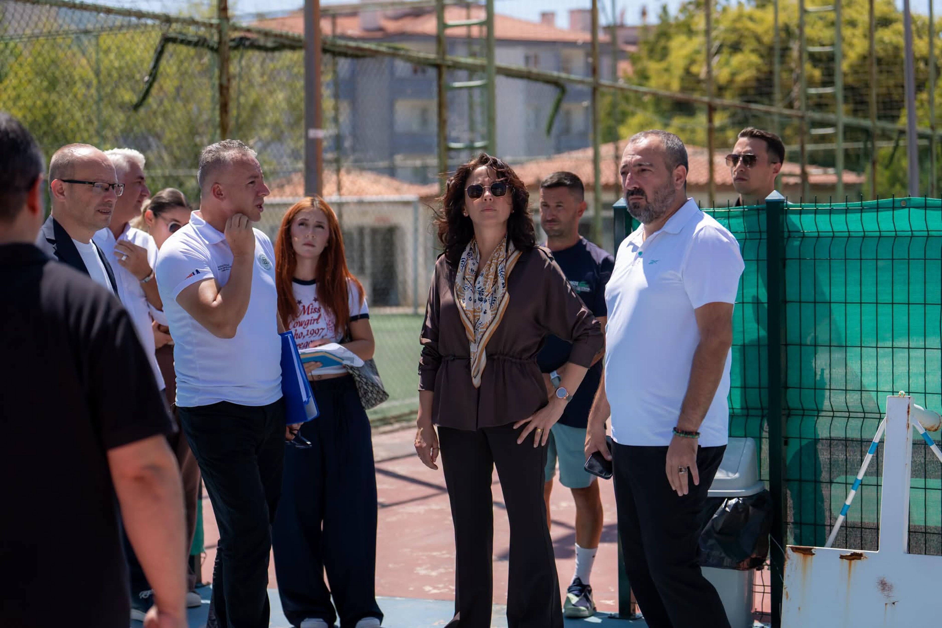 Menteşe'de Ali Fuat Özge Spor Tesisi Yenileniyor (1)