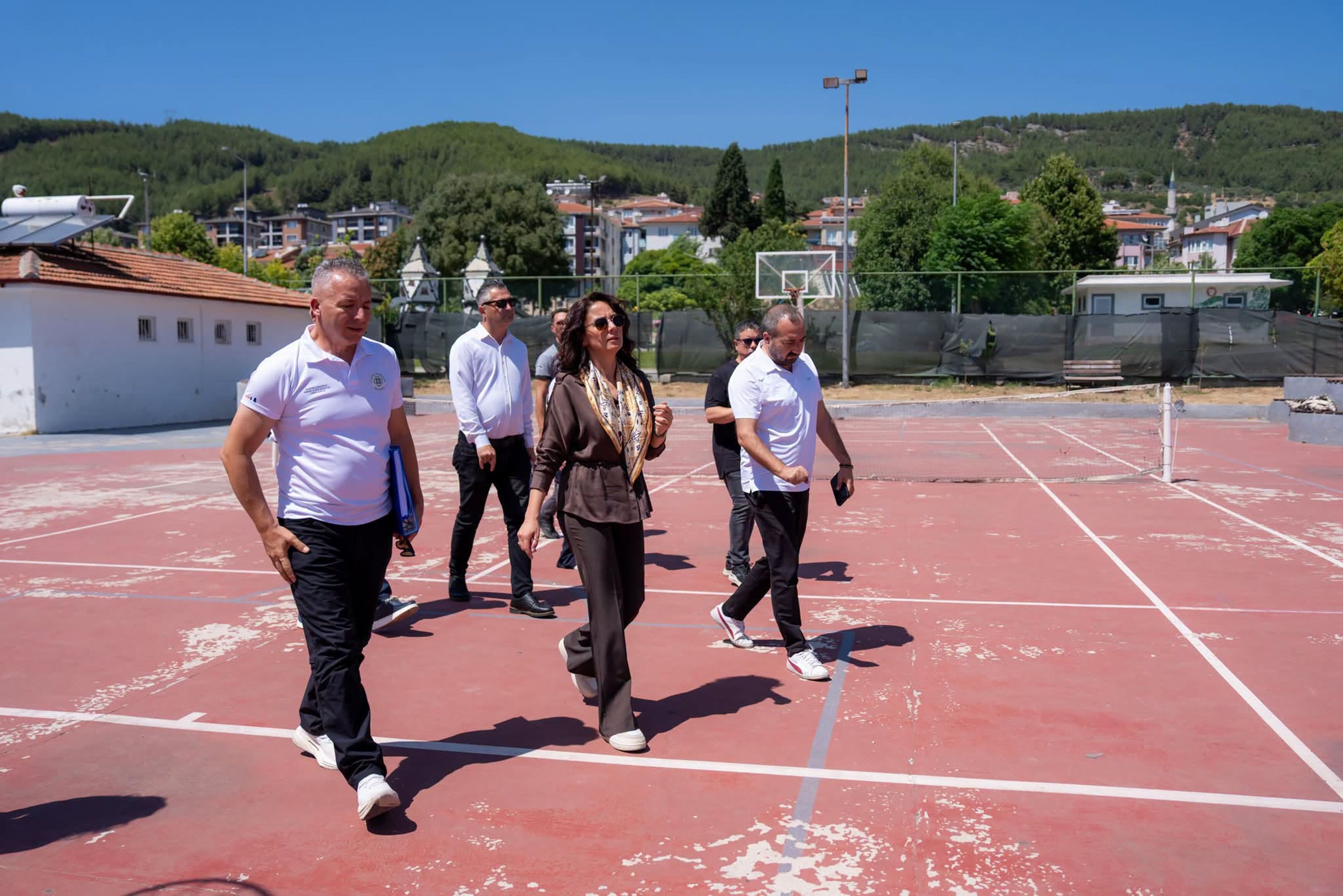 Menteşe'de Ali Fuat Özge Spor Tesisi Yenileniyor (4)