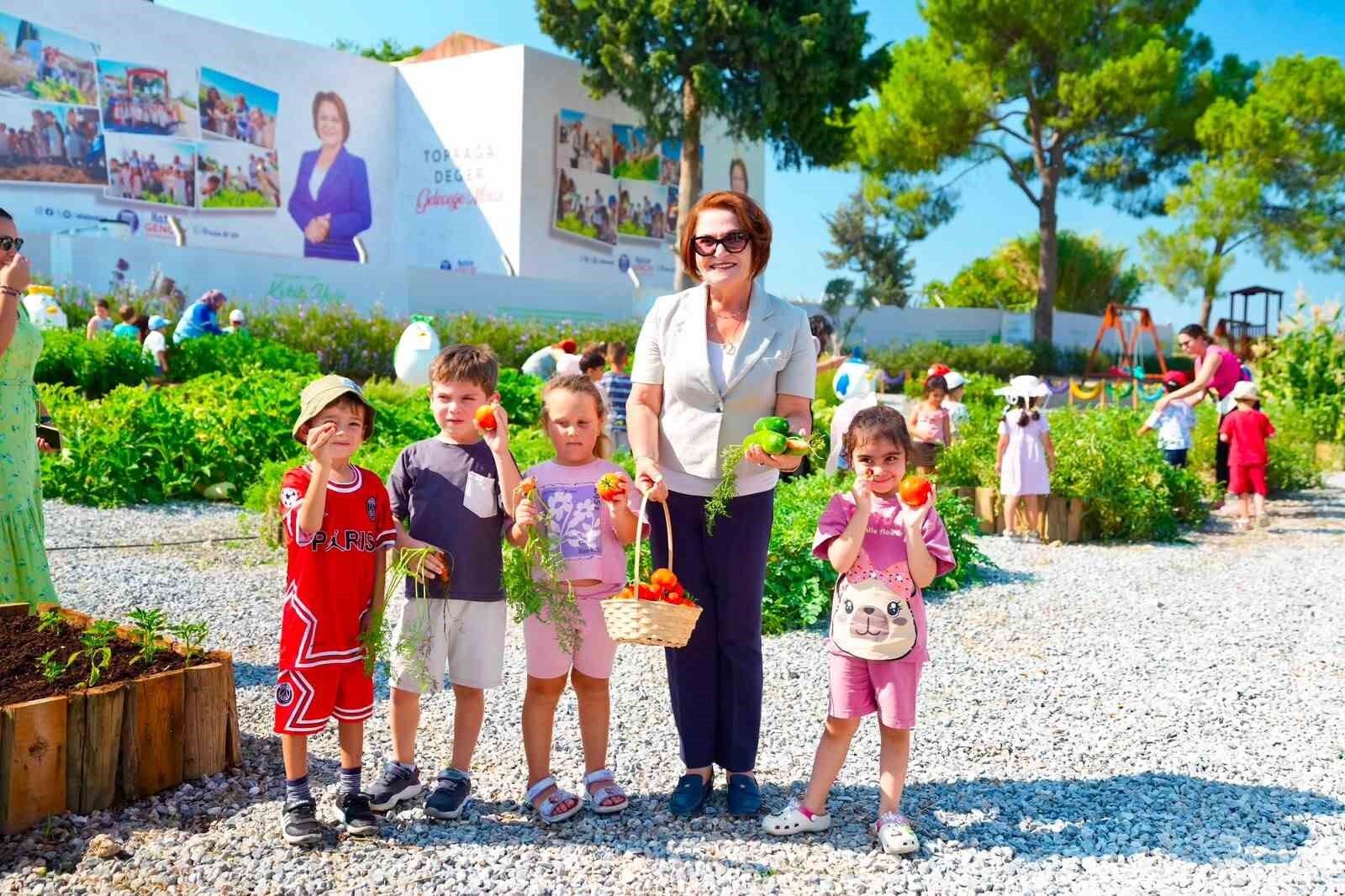 Minik Eller Didim Tarım Parkı’nda Hasatta1