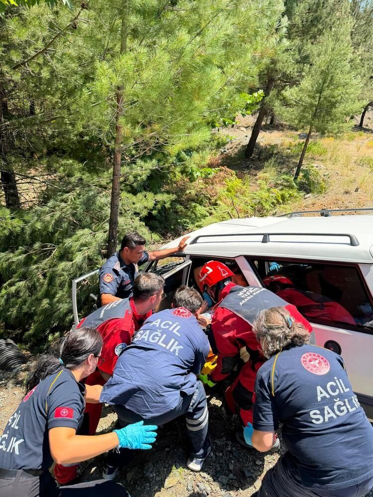 Muğla Denizli Karayolunda Kaza 11