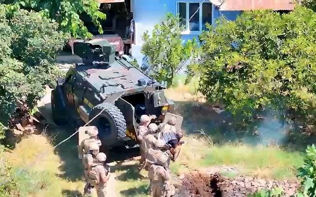 Polise Silahla Karşılık Veren Şahıs Yakalandı 111