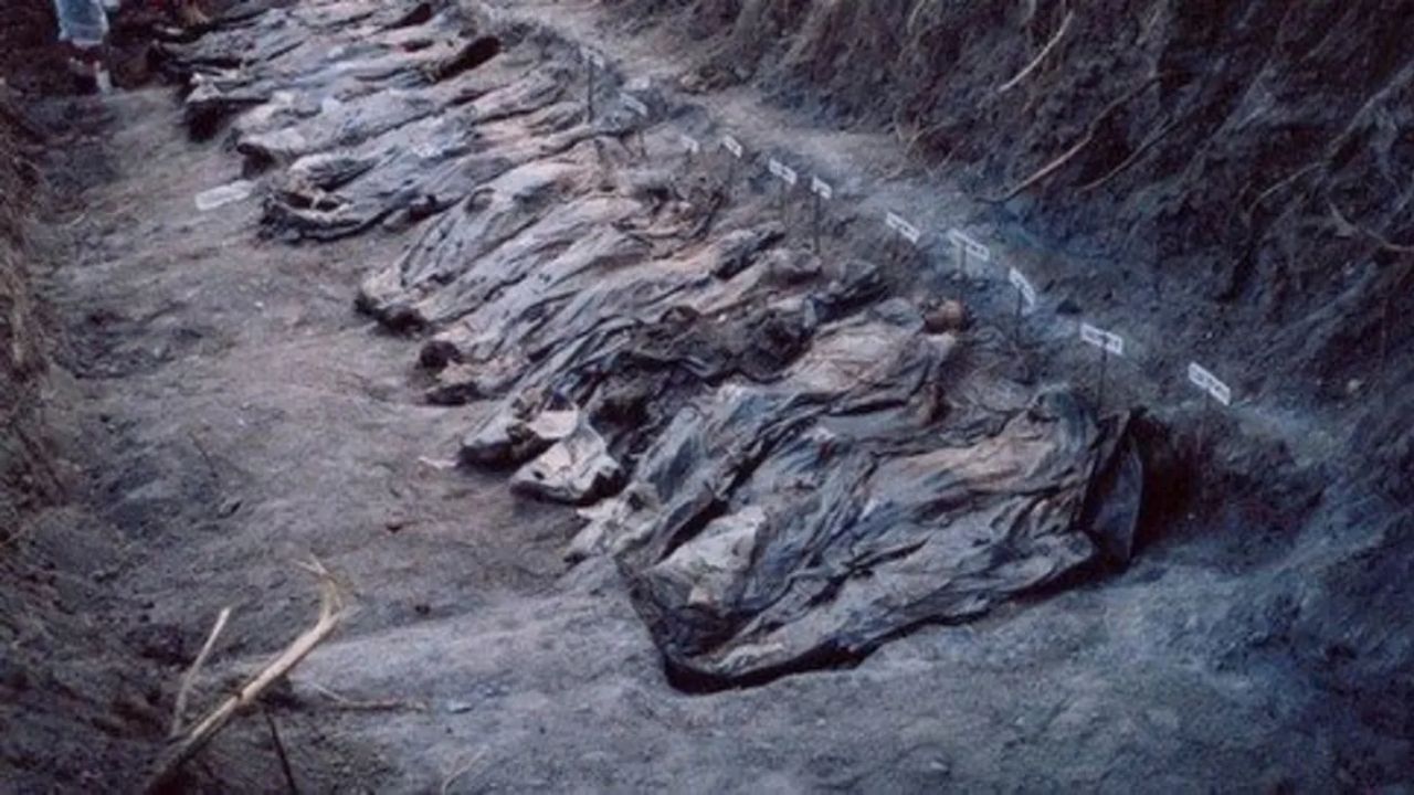 Srebrenitsa’da 1995 yılında yaşanan ve modern tarihin en büyük trajedilerinden biri olarak kabul edilen katliamın üzerinden 31 yıl geçti. Soykırımın 31. Yılında kimlik tespiti yapılan ve ailesinin onay verdiği 10 soykırım kurbanı daha Potoçari Anıt Mezarlığı’na defnedilecek.