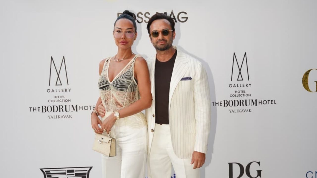 Bodrum'da iş, sanat ve cemiyet hayatını buluşturan özel davette sahne alan Şelale Şehnaz Sam konuklara müzikal bir şölen sunarken, açık artırmadan elde edilen gelirler anlamlı bağışlara dönüştü