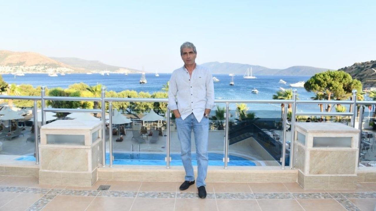 Bodrum'da yaz sezonunun hareketlenmesiyle sahte rezervasyon dolandırıcılığı patlak verdi! Uzmanlar, piyasa değerinin altındaki tatil vaatlerine karşı uyararak yetkili acentelerden şaşmama çağrısı yapıyor.