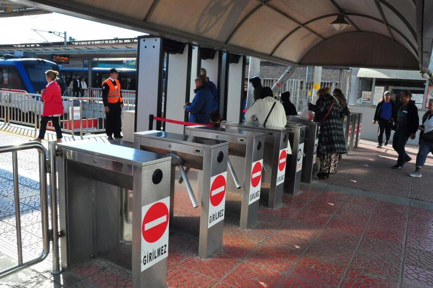 Tbmm Gündeminde Çiğli Vardı Çiğli Halkı Iki Yıldır Mağdur Ediliyor! (1)