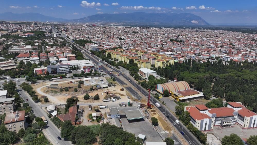 Turgutlu'nun Trafik Çilesini Bitirecek Dev Projede Ilk Kazma Vuruldu 111