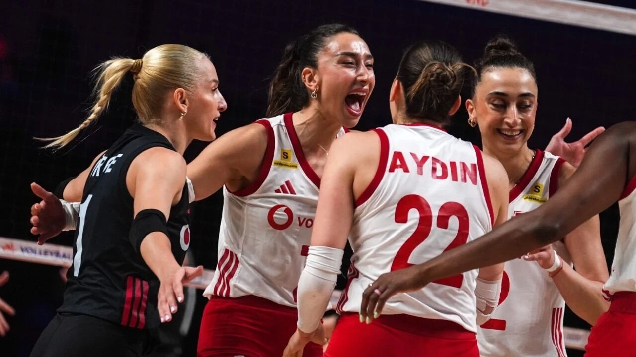 Türkiye Çin Voleybol Maçı Kaç Kaç Filenin Sultanları Finale Yakın
