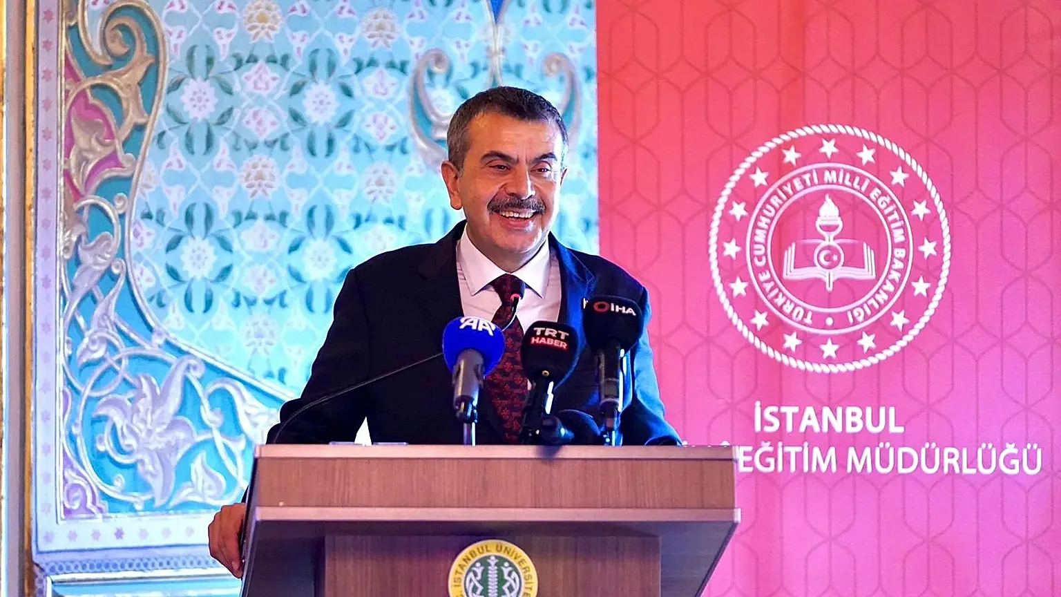 Ulusal Eğitim Derneği Başkanı'ndan Yusuf Tekin'e Eleştiri Başarılarınla Gündeme Gel 1