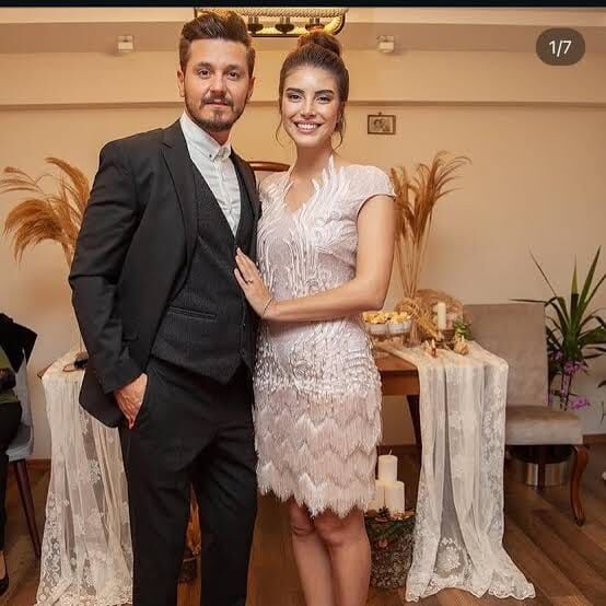 Ünlü Oyuncu Deniz Baysal Boşanıyor! (3)