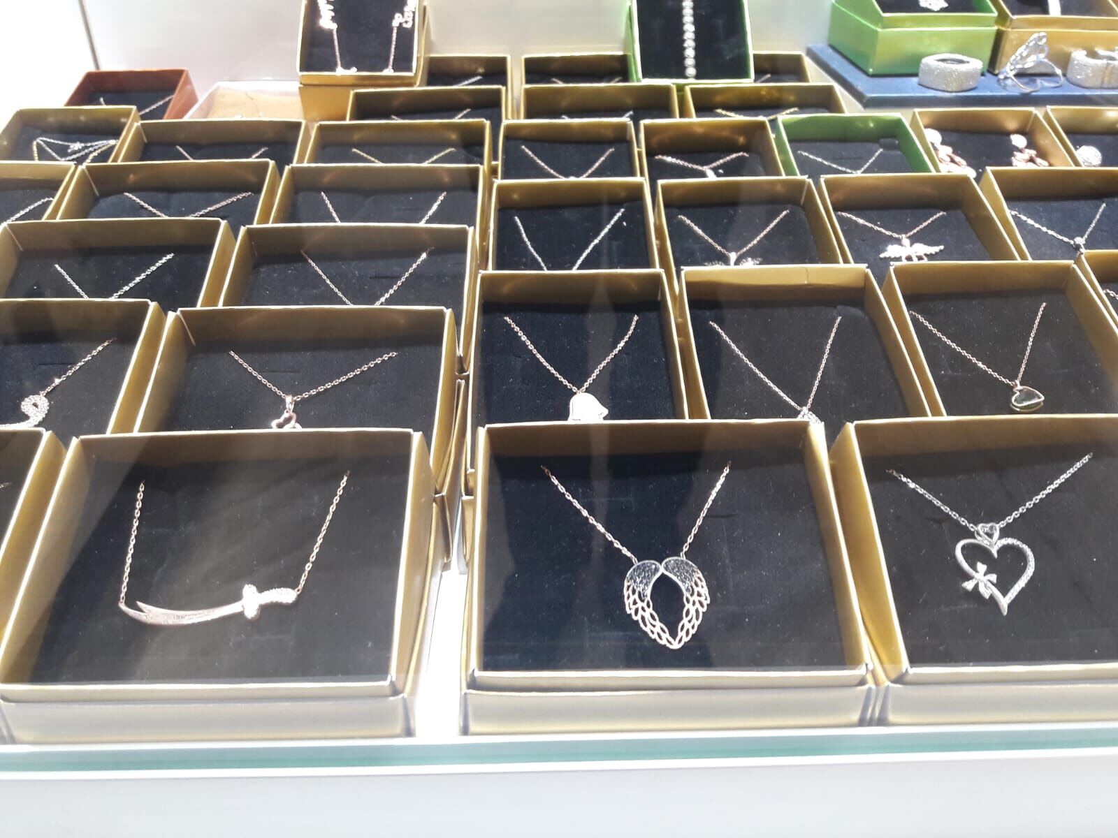 Gümüş fiyatları geriledi ancak cazibesini koruyor