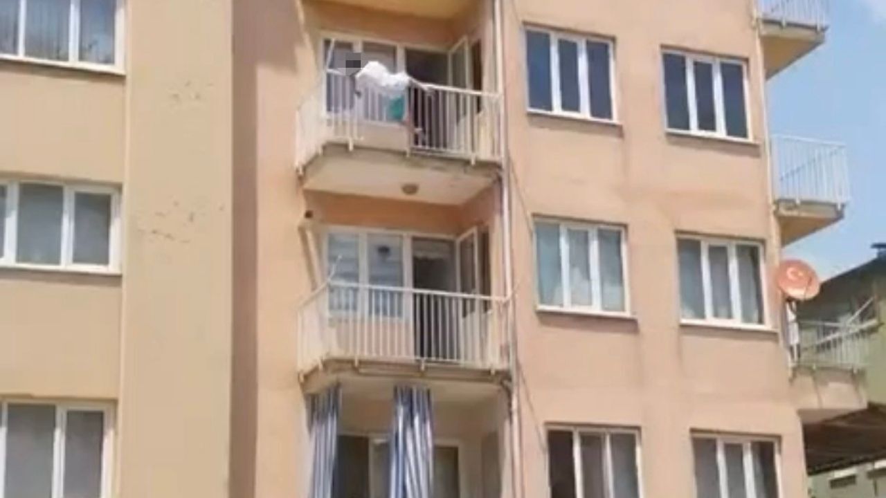 Yarı Çıplak2