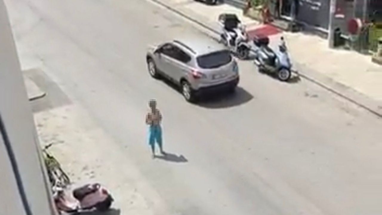 Yarı Çıplak3