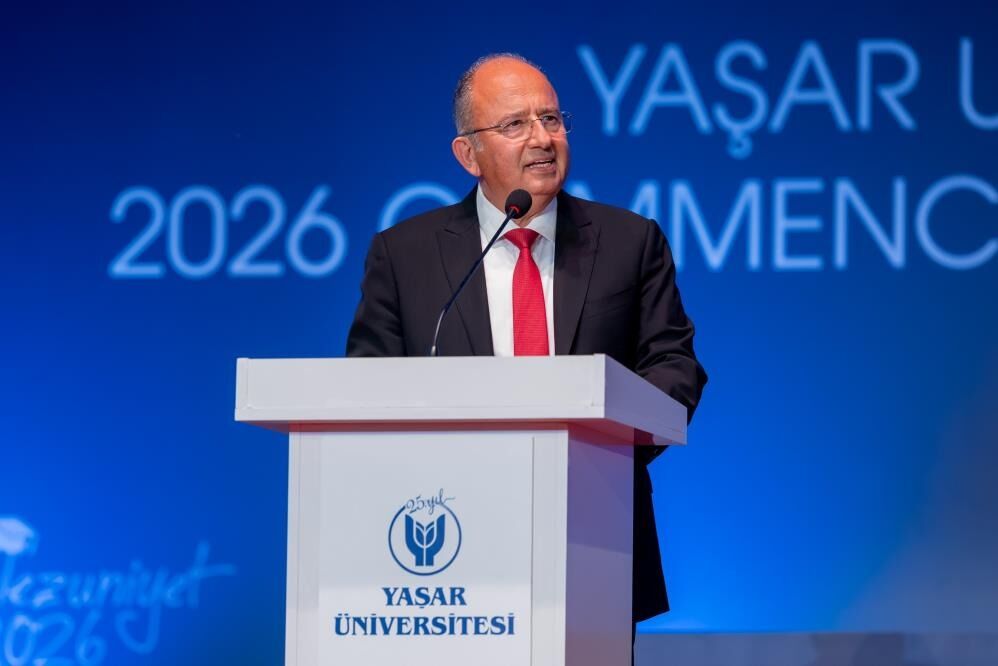Yaşar Üniversitesi'nde Mezuniyet Coşkusu 111