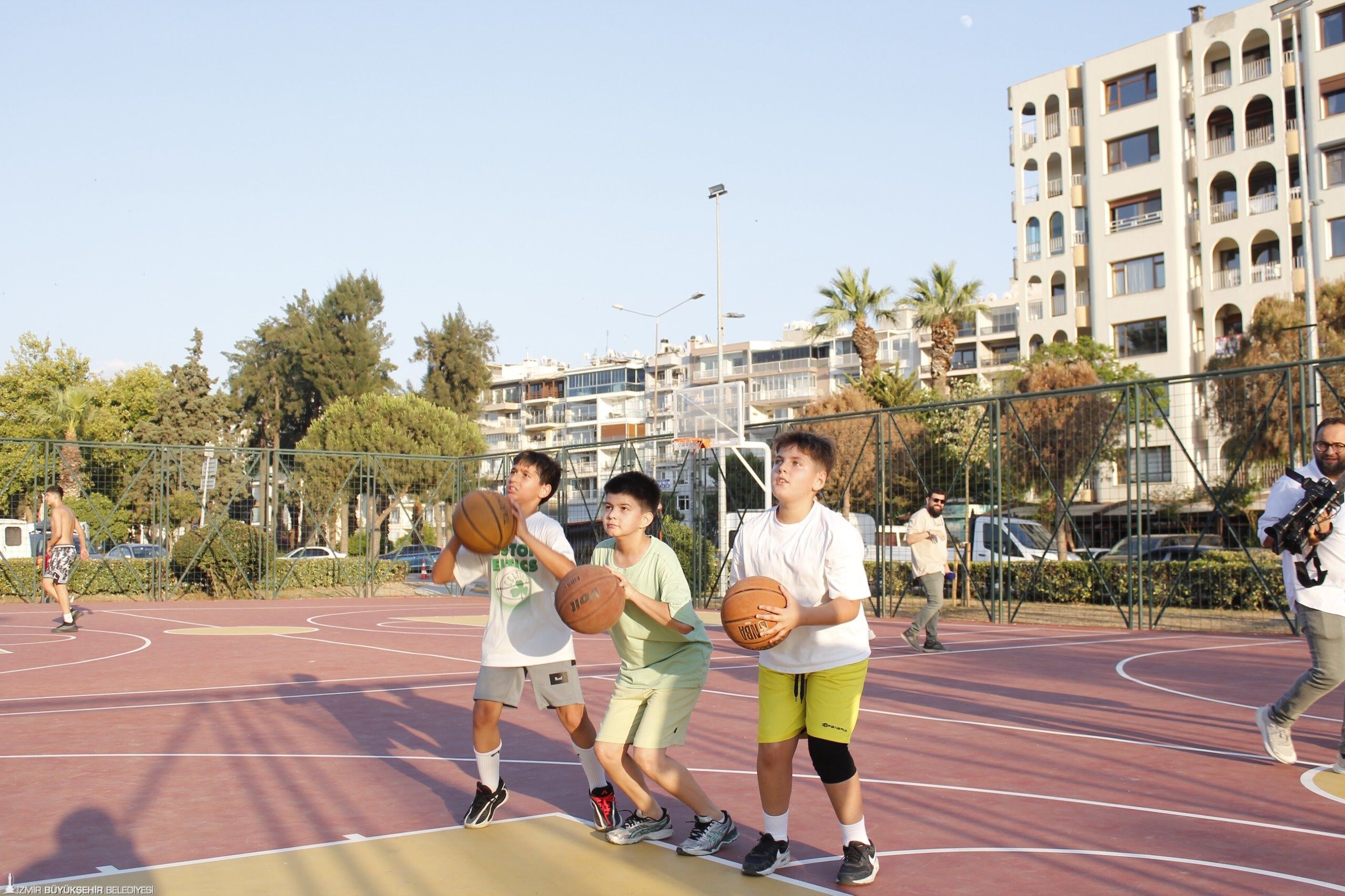 Yeni Spor Istasyonu Göztepe’de Açıldı 444