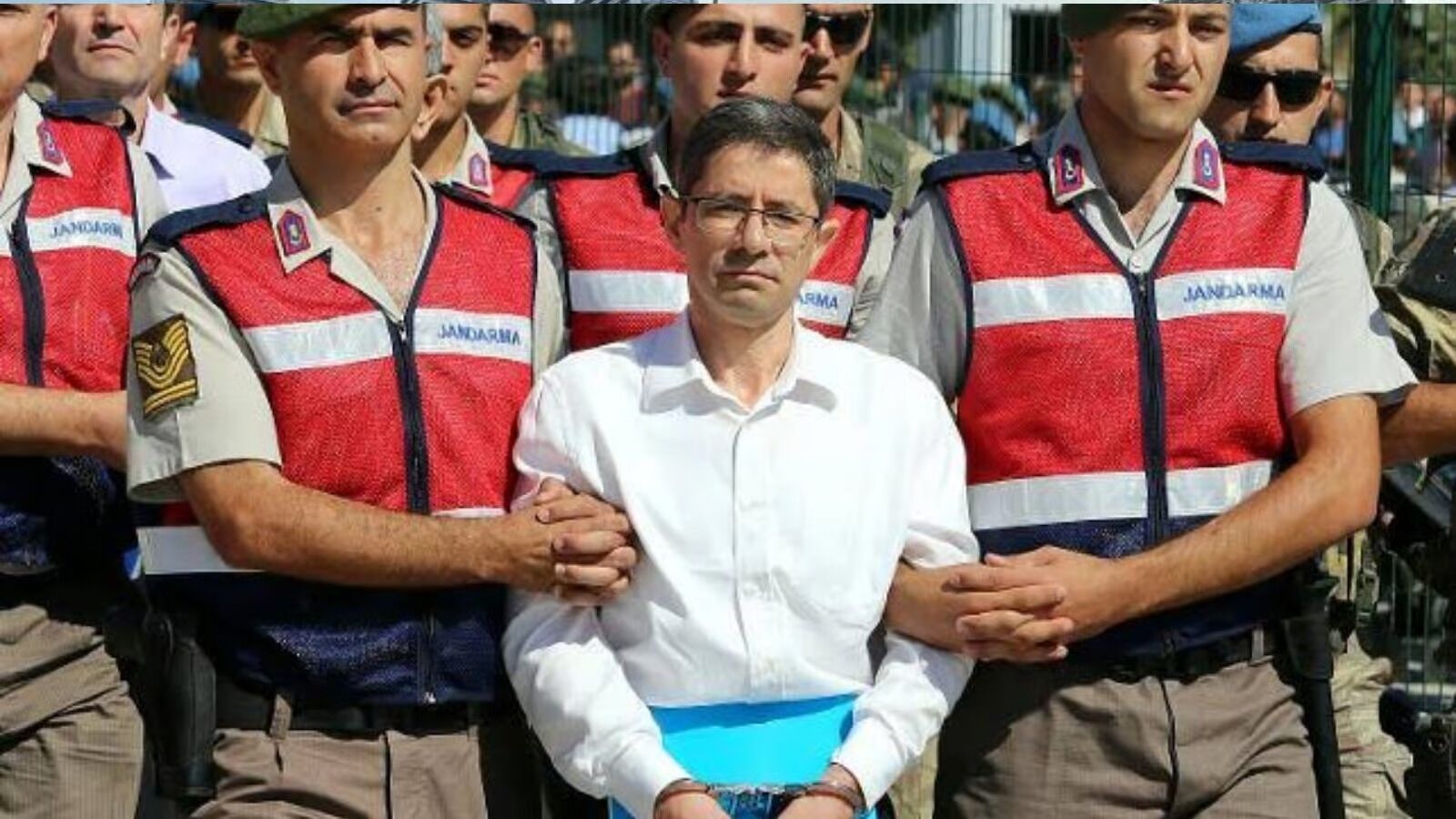15 Temmuz’un Kilit Ismi Fetö'cü Kemal Batmaz’ın Kızı Yakalandı! (2)