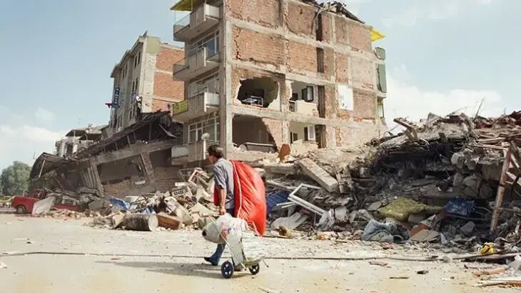 17 Ağustos Depremi Saat Kaçta Ne Zaman, Hangi Illerde Oldu 17 Ağustos Depremi Kaç Saniye Sürdü Ve Kaç Kişi Vefat Etti (2)