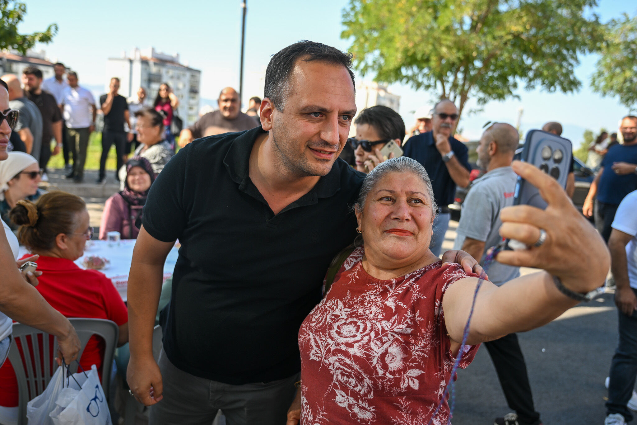 Bornova Belediyesi Kadın 3