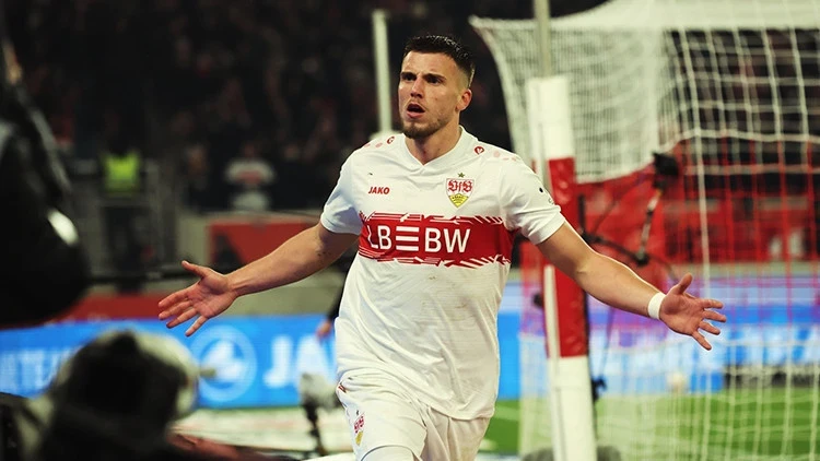 Ermedin Demirovic 4