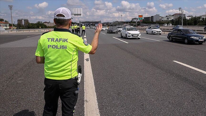 İstanbul Trafik Yol Kapalı 1
