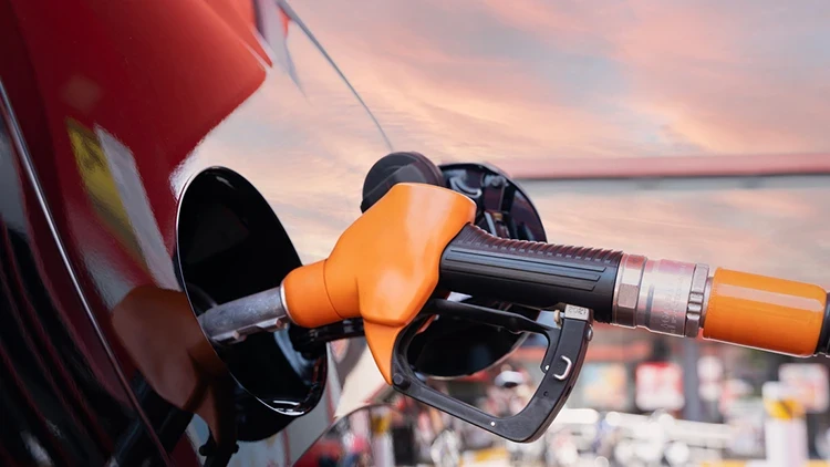 2Bu Fiyatlara Kanmayın, Gece Yarısı Yeni Zam Geliyor 3 Ağustos Güncel Benzin, Motorin, Otogaz Fiyatları!
