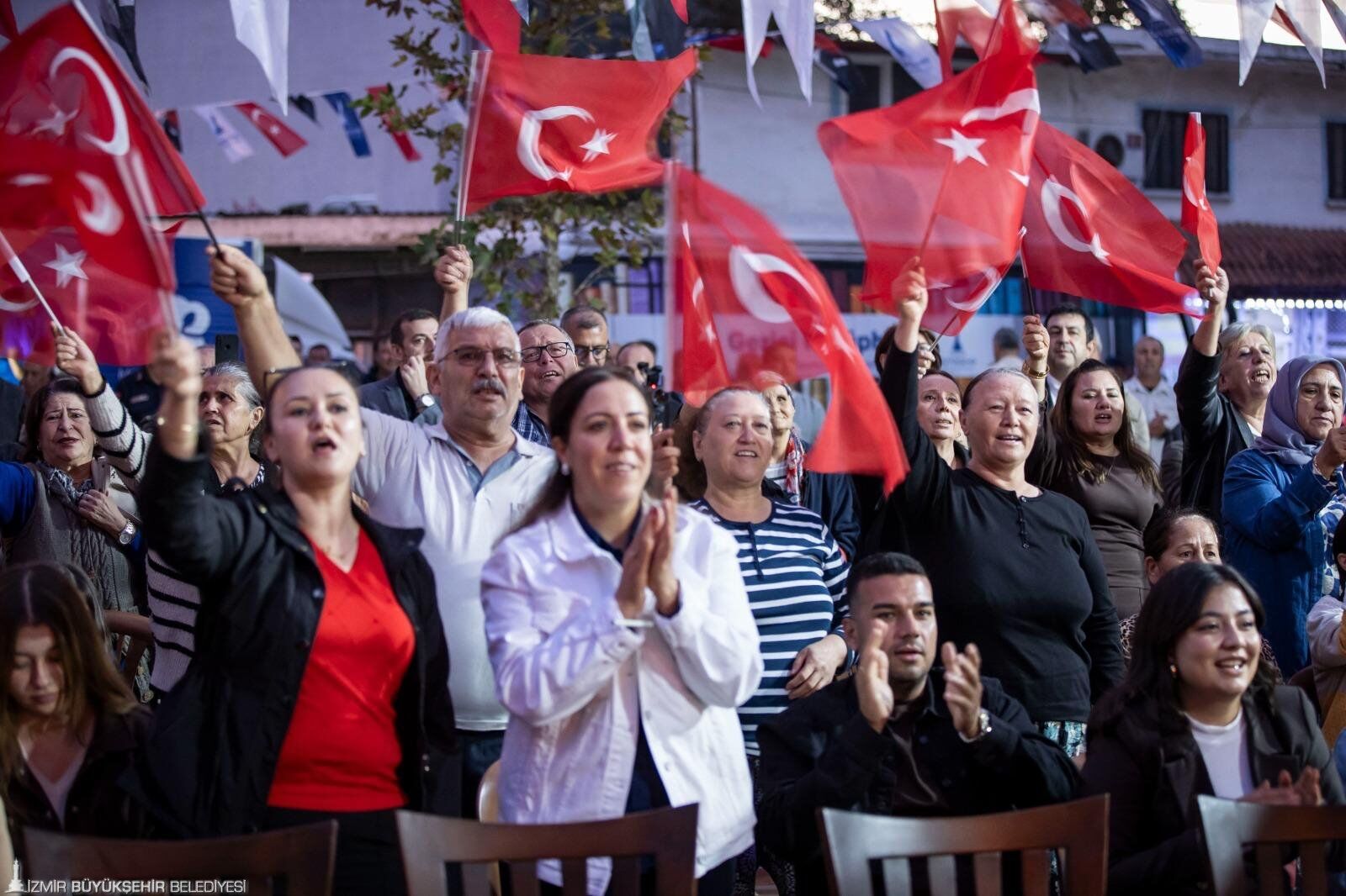 30 Ağustos Coşkusuna Katılmaya Var Mısınız İzmir’in 4 Ilçesinde Müzik Şöleni! (4)