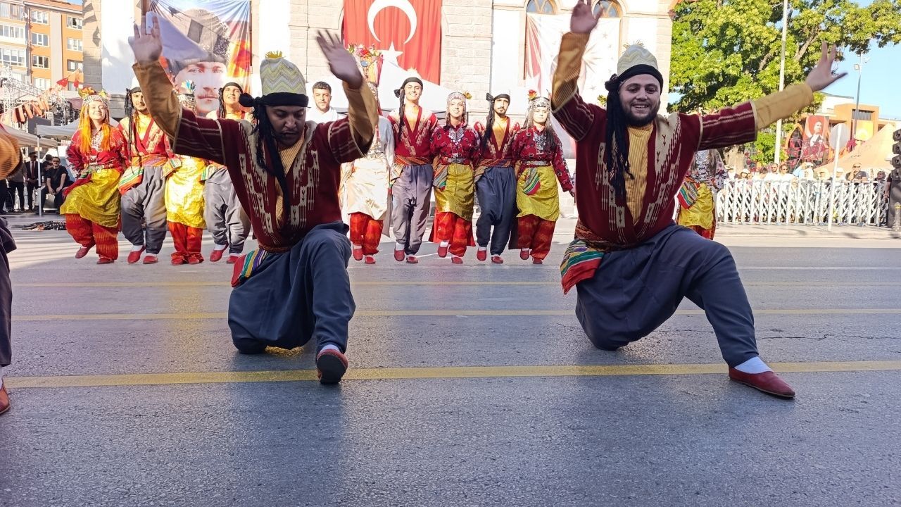 Afyonkarahisar'ın Düşman Işgalinden Kurtuluşunun 104. Yıldönümü Coşkuyla Kutlandı2