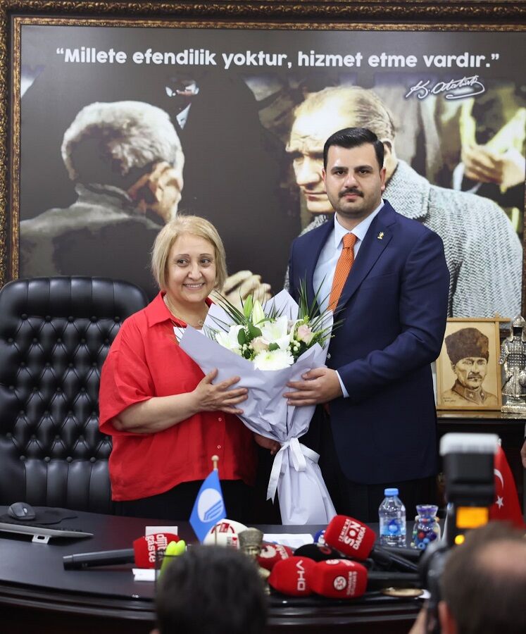 Ak Parti’den Menderes Belediyesi’ne Ziyaret (6)