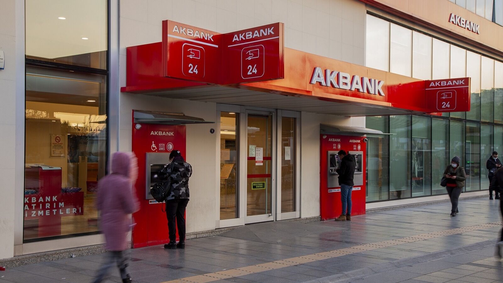 Akbank Emekli Promosyonu 2026 Akbank Emeklilere Ne Kadar Promosyon Ödemesi Yapıyor (3)