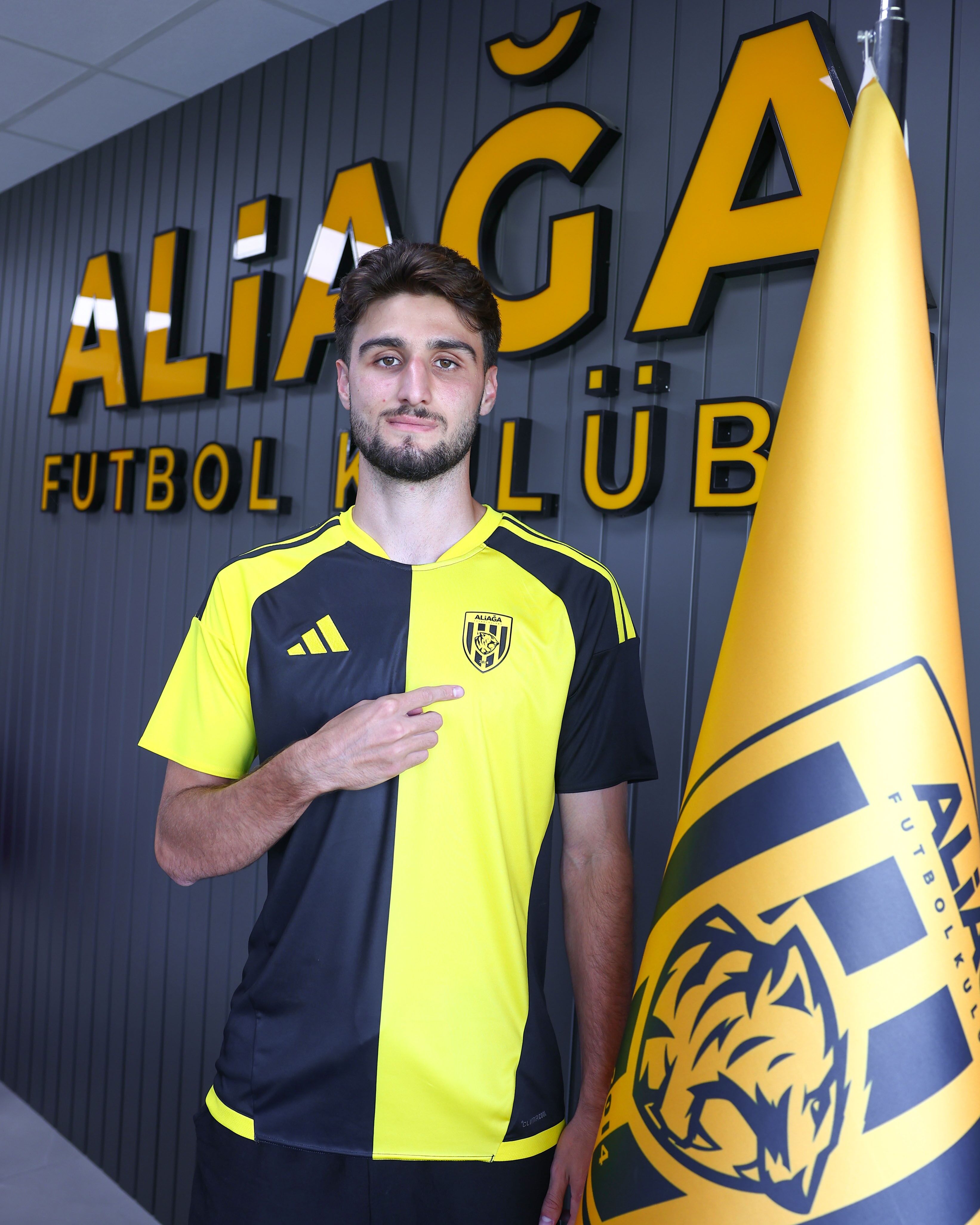 Aliağa Fk Yeni Transferini Duyurdu! (2)
