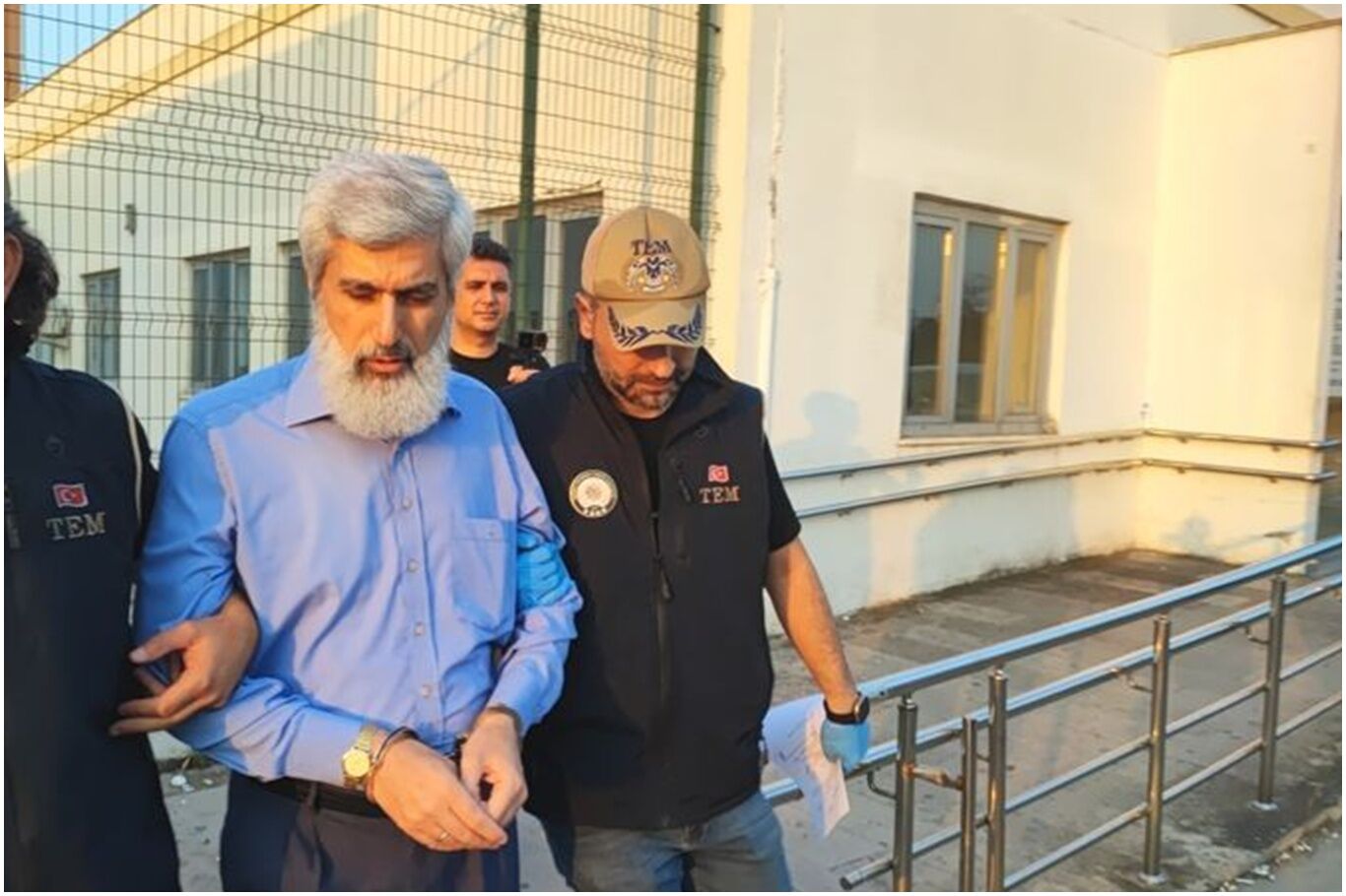 Alparslan Kuytul, Eşi Semra Kuytul Gözaltına Alındı Furkan Vakfı Ve Alparslan Kuytul Kimdir (3)
