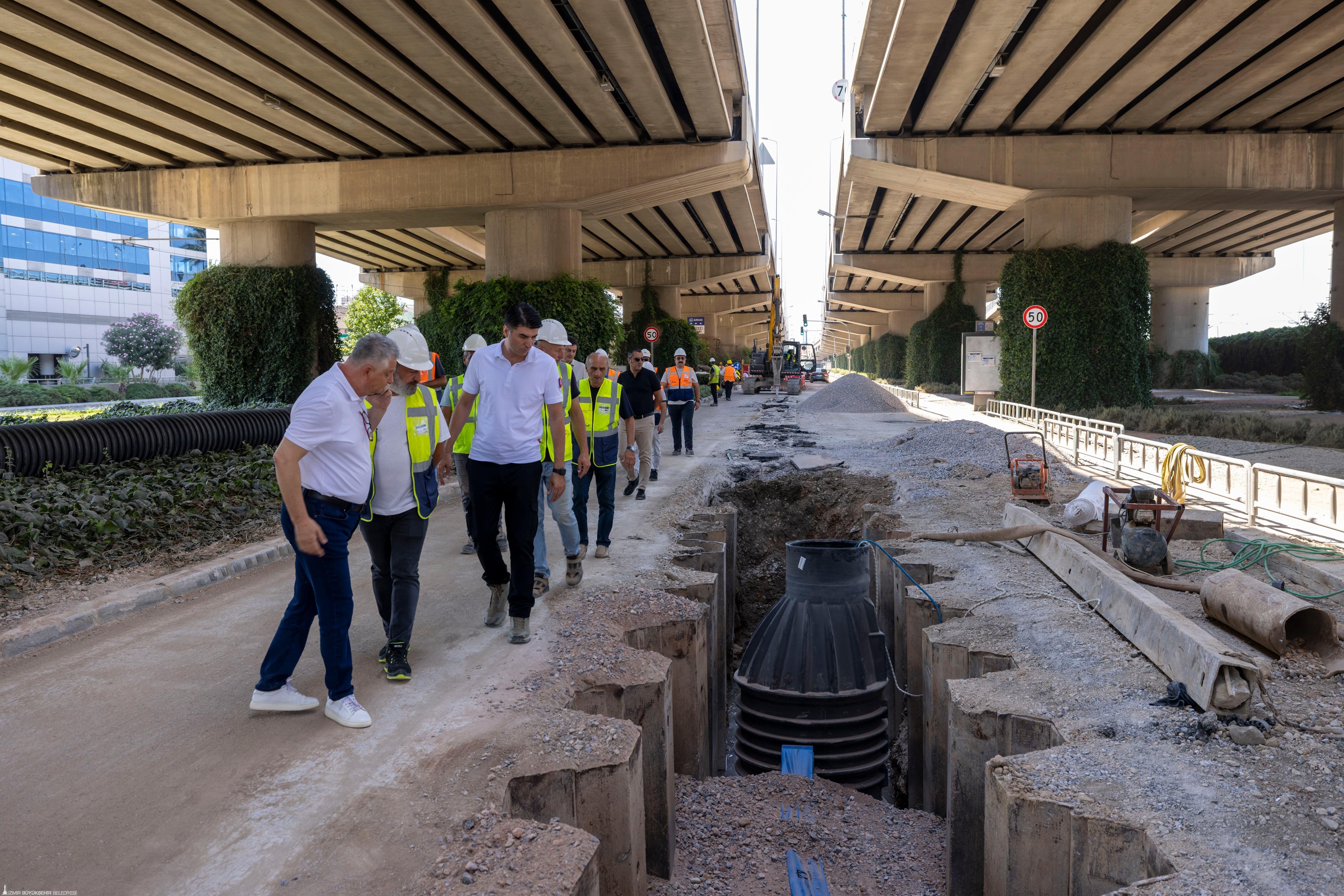 Alsancak Liman Caddesi Ne Zaman Açılacak İzsu 3 Milyar Liralık Altyapı Projesini Hızlandırdı (5)