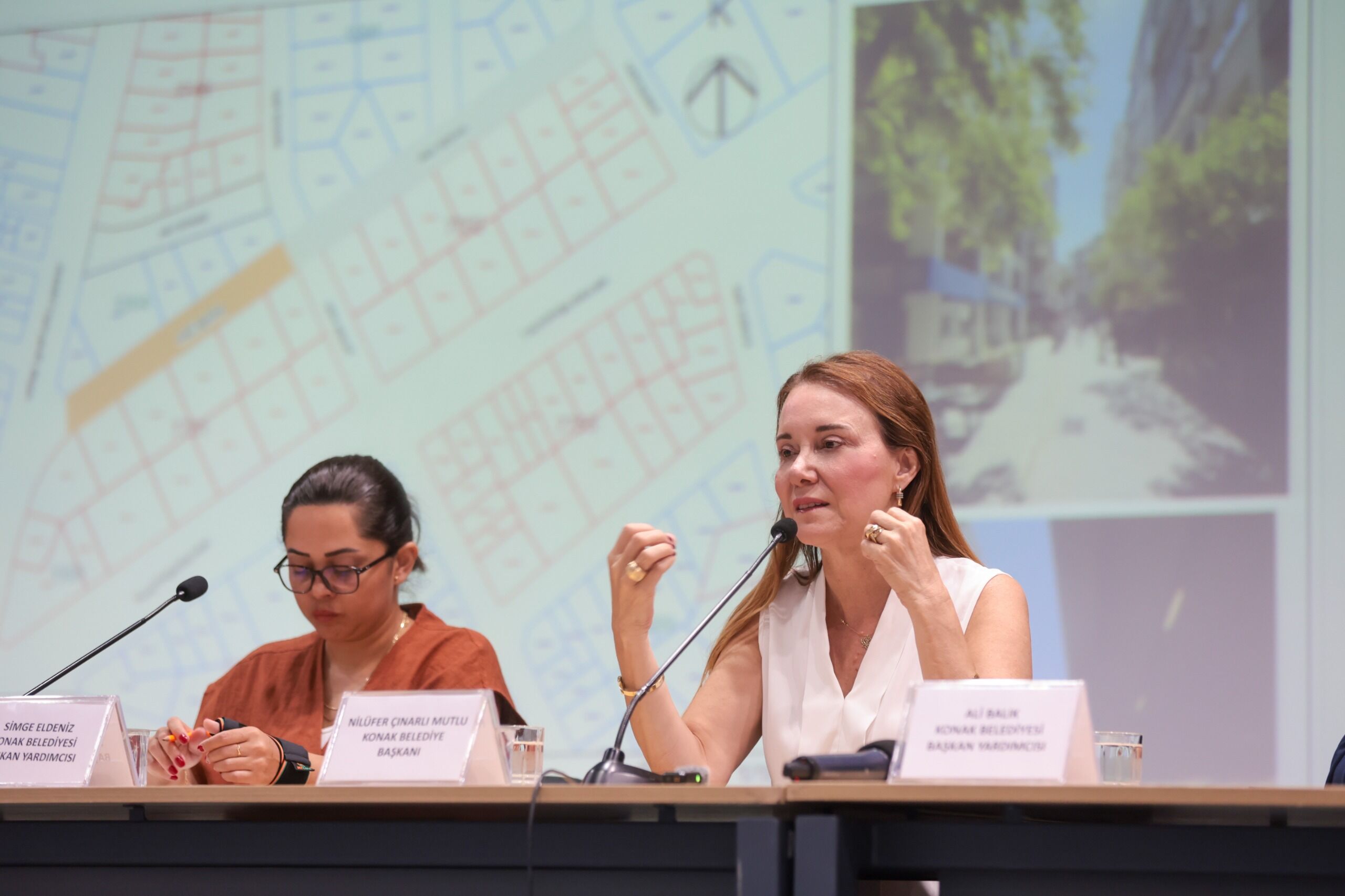 Alsancak’ta Iki Sokak Için Yeni Tasarım Konak Belediyesi Projeyi Tanıttı (4)