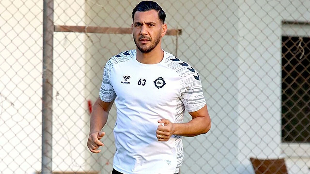 Altay, Tecrübeli Isimlerle Yeniden Masaya Oturuyor Kaptanlar Için Kritik Günler! (2)