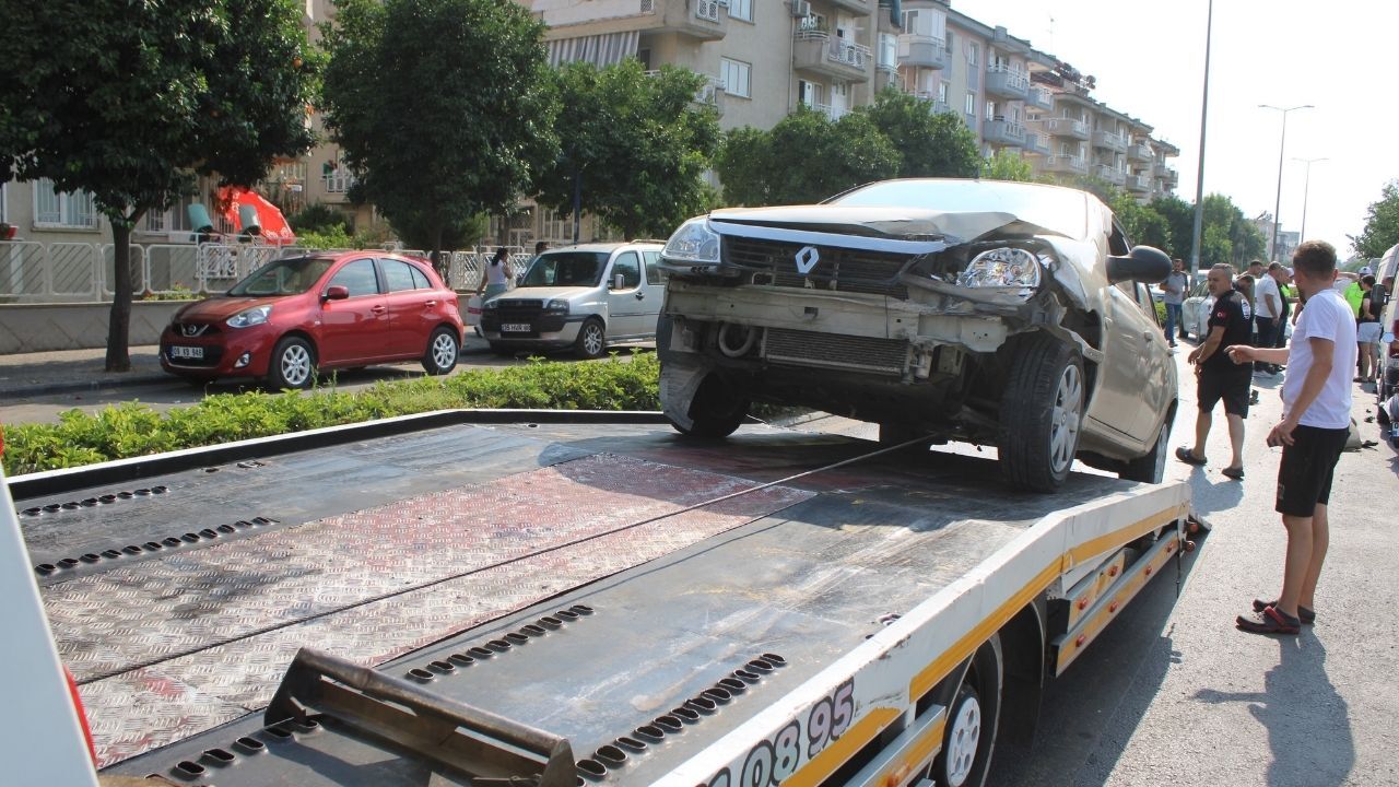 Ani Manevra Kazaya Yol Açtı3