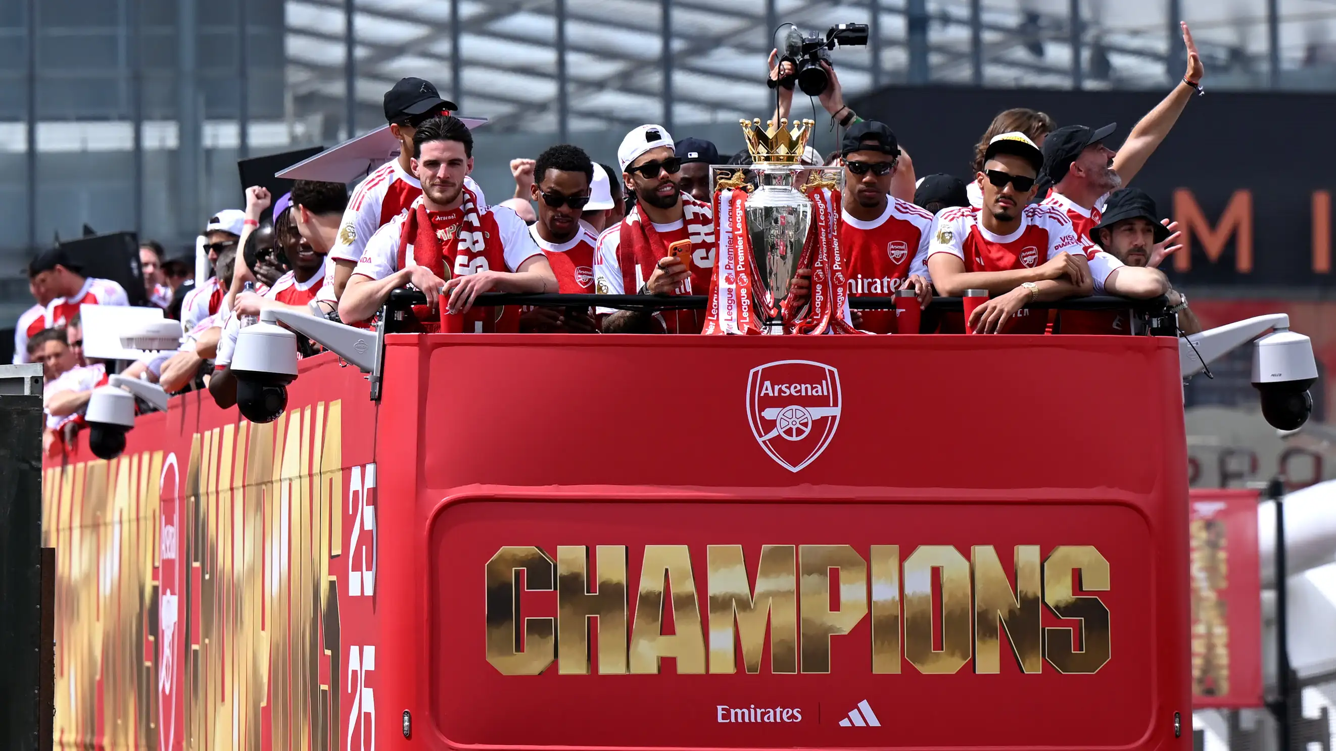 Arsenal (2)
