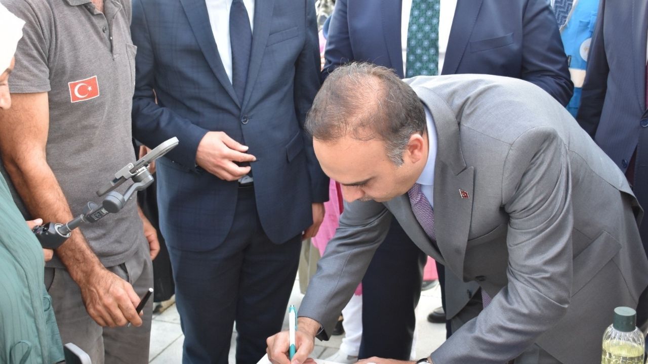 Bakan Kacır Üye Kaydı