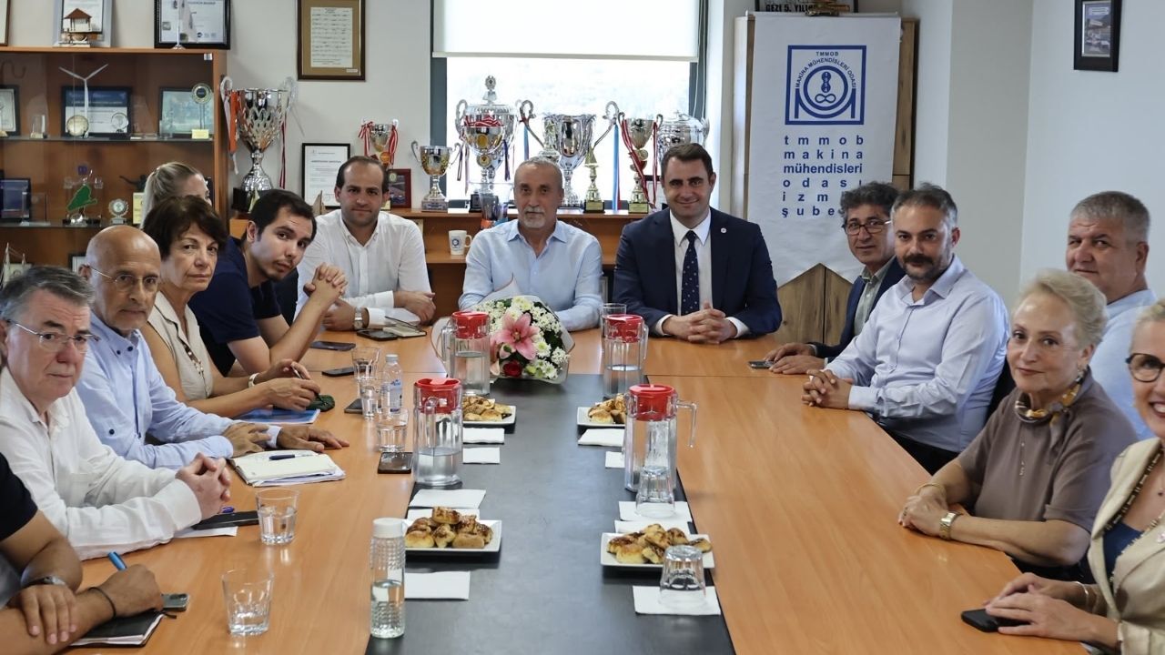 Başkan Güç Liyakatli Insanlarla Yeni Bir Siyaset Inşa Ediyoruz3