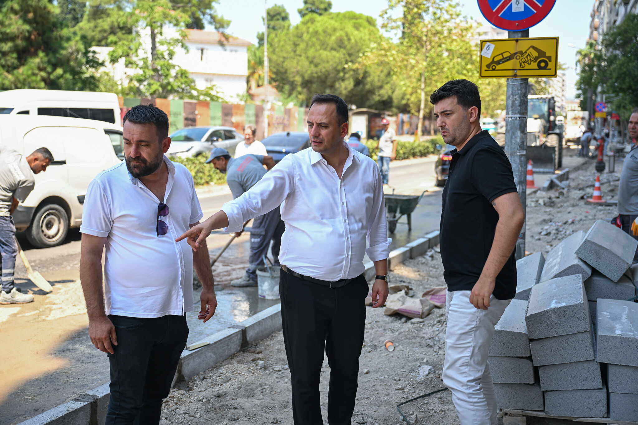Bornova’da Mustafa Kemal Caddesi’nde Ikinci Etap Başladı (4)