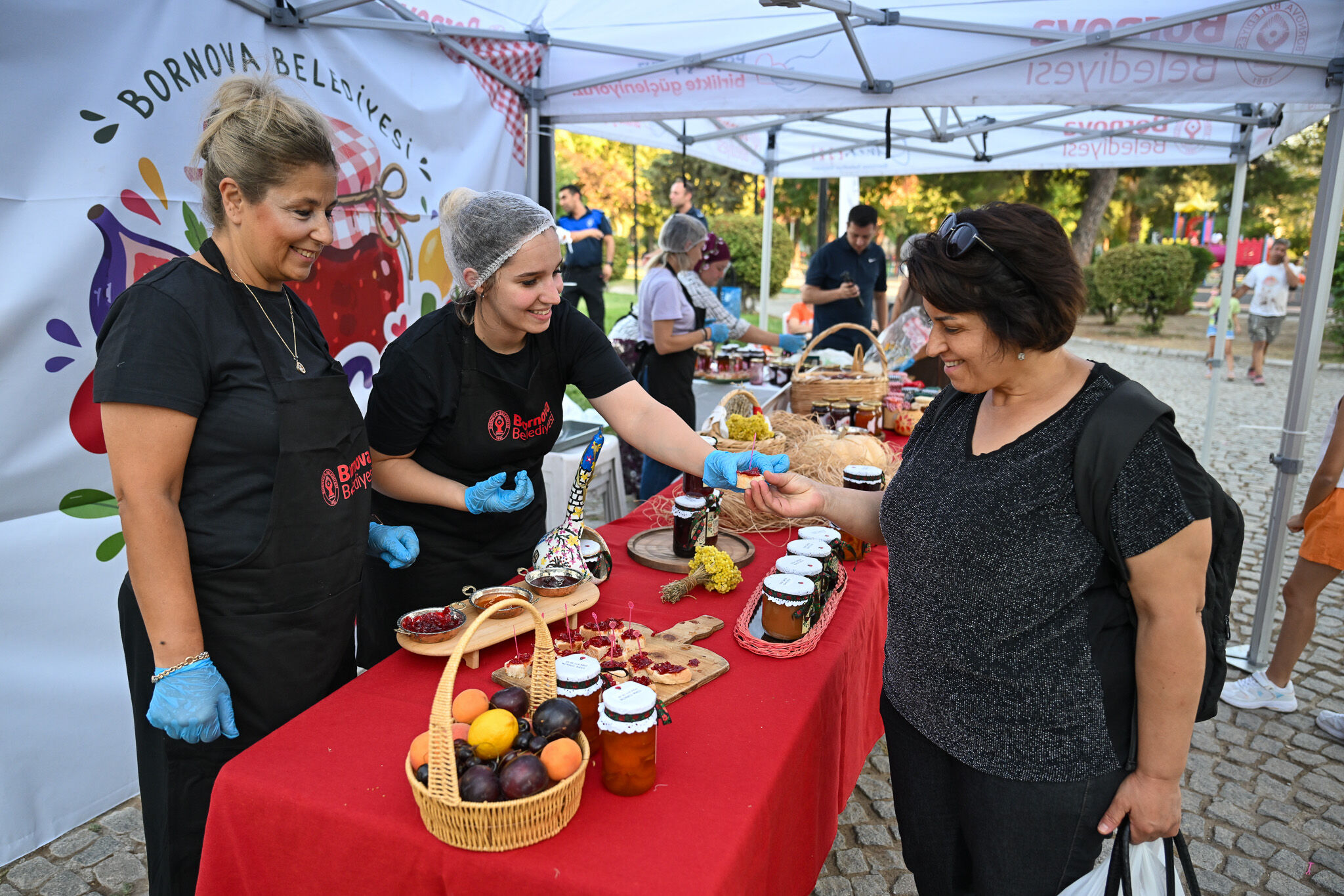 Bornova'da Reçel Festivali Heyecanı Tadım Günleriyle Başladı (5)