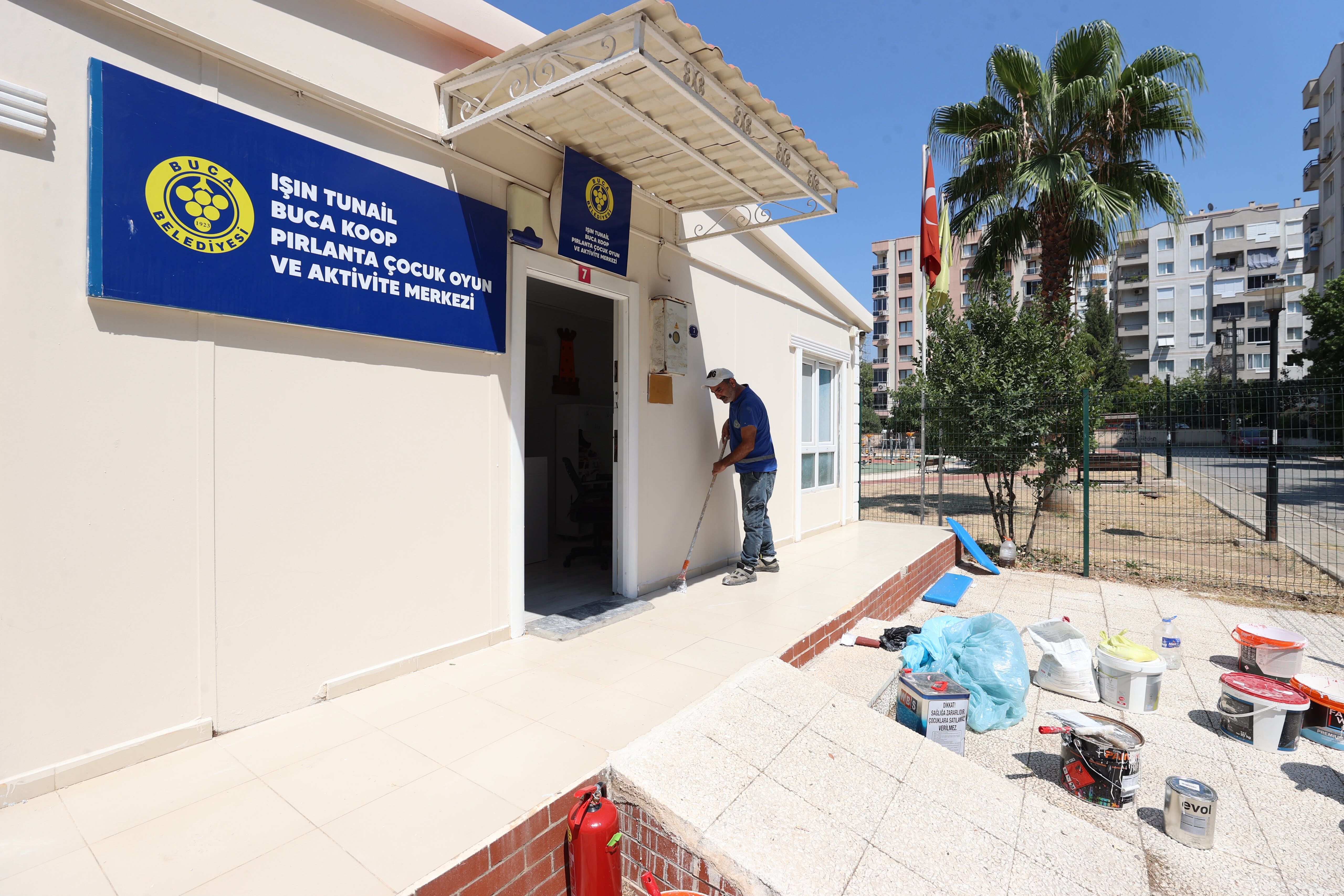 Buca’da Pırlanta Merkezleri Yeni Döneme Hazırlanıyor (2)