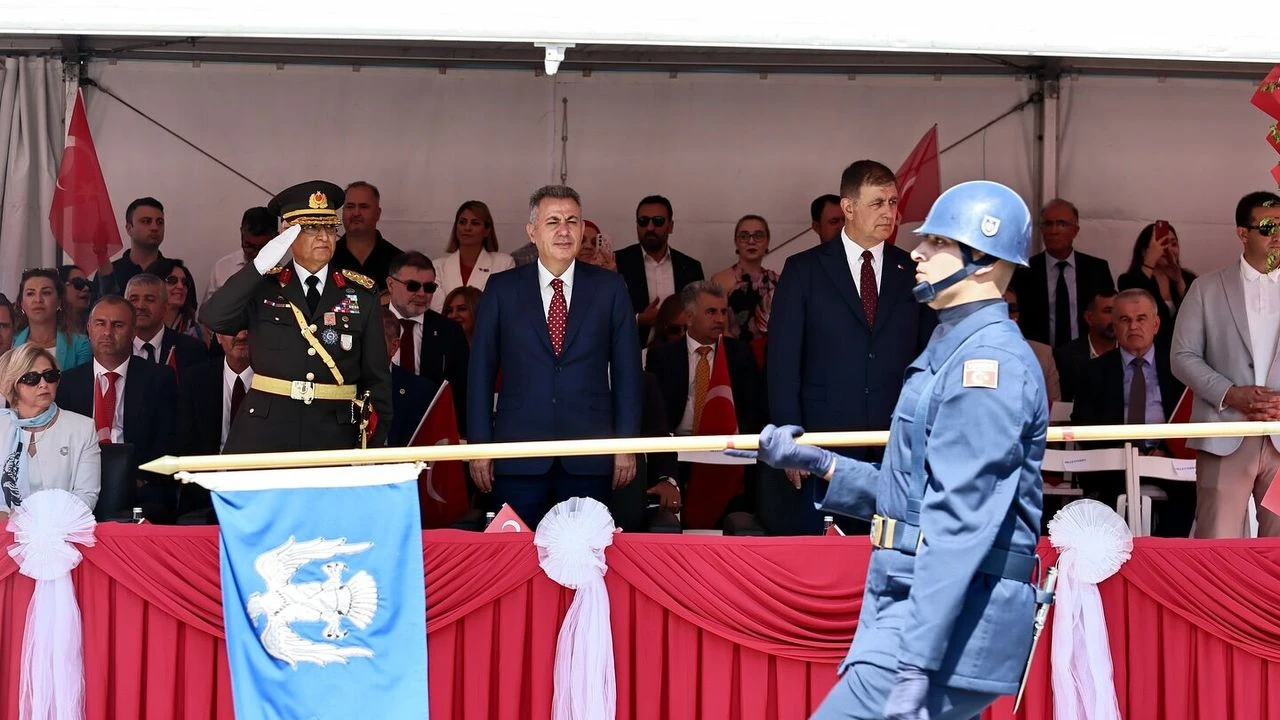 Büyük Zafer Çoşkusu! (2)