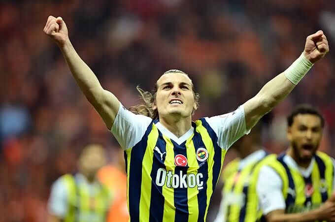Çağlar Söyüncü Satılmak Üzere Çağlar Söyüncü Fenerbahçe’den Ayrılıyor Mu