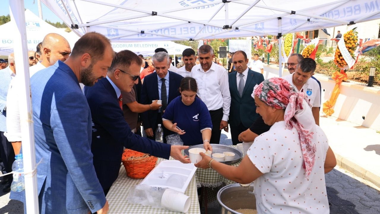 Caminin Yapım Fikri Cuma Namazında Ortaya Çıktı