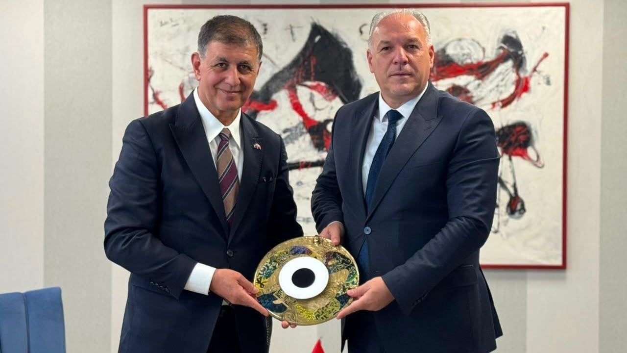 Cemil Tugay Kosova1