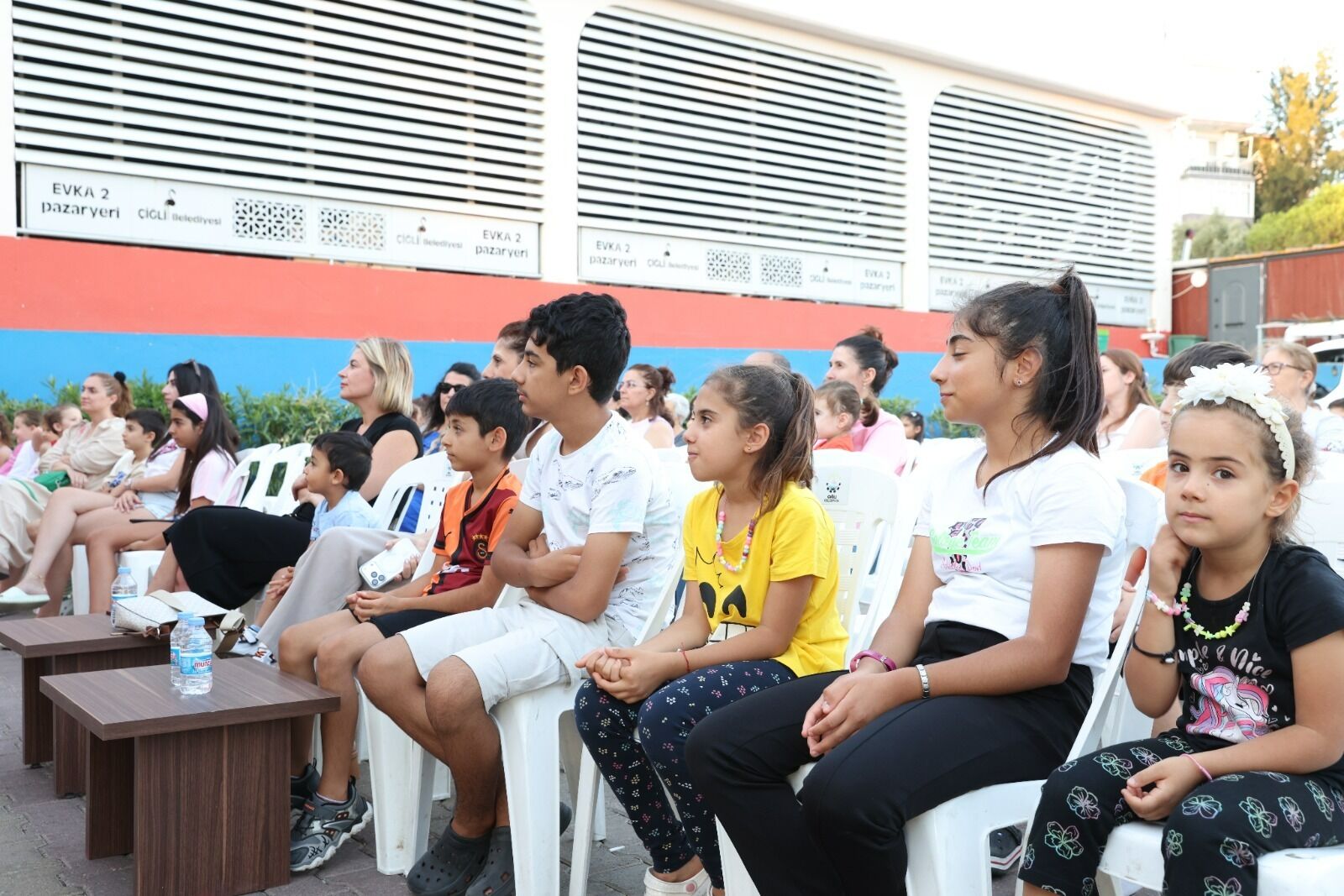 Çiğli'de Mahalle Tiyatro Günleri Başladı (3)