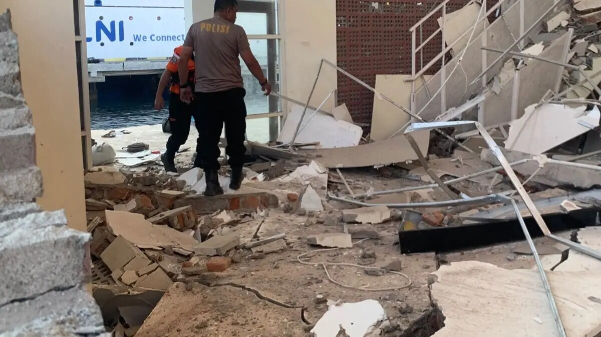 Endonezya’da 7,7’Lik Deprem Endonezya Depreminde Kaç Kişi Öldü, Son Durum Ne (2)