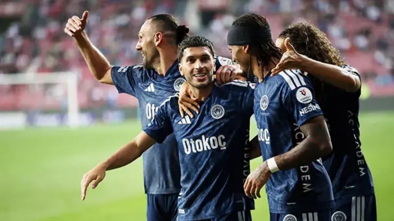 Fenerbahçe Samsun'da Güle Oynaya Kazandı 3. Haftada 3 Puan