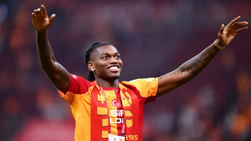 Galatasaray Leao’yu Kap’a Bildirdi Portekizli Yıllık Ne Kadar Kazanacak (2)