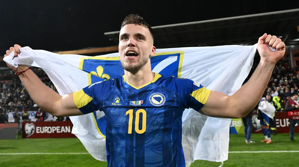 Galatasaray Vites Yükseltiyor Önce Batrakov, Sonra Ermedin Demirović! Ermedin Demirović Galatasaray Ile Anlaştı Mı-1